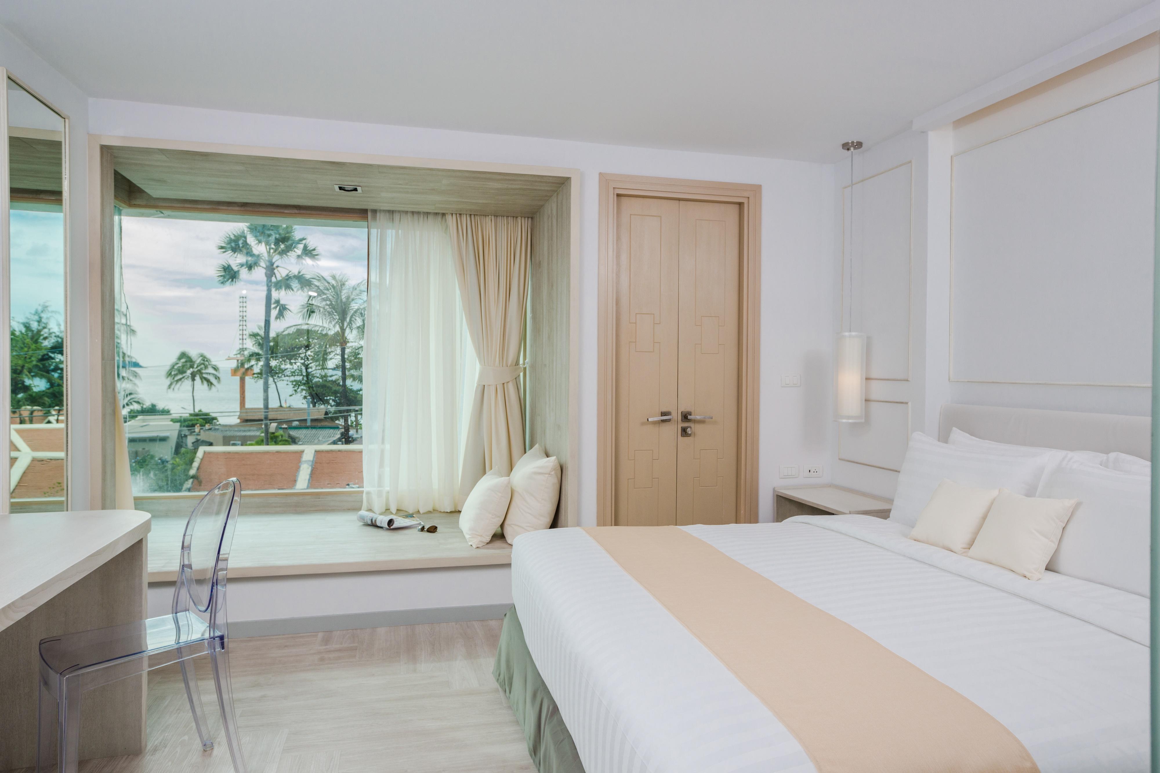 The Bloc Hotel Phuket - Sha Extra Plus Patong Exterior foto