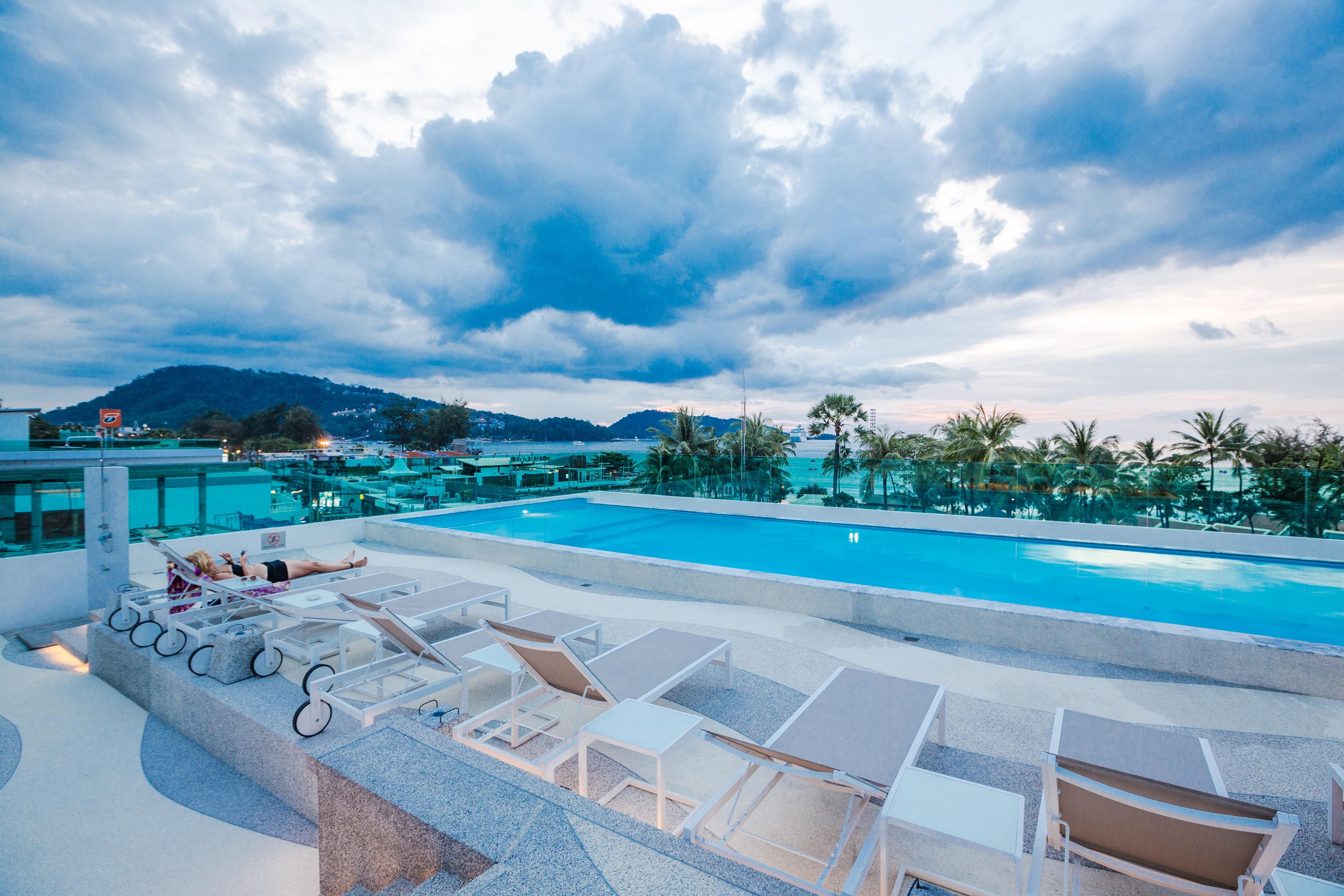 The Bloc Hotel Phuket - Sha Extra Plus Patong Exterior foto