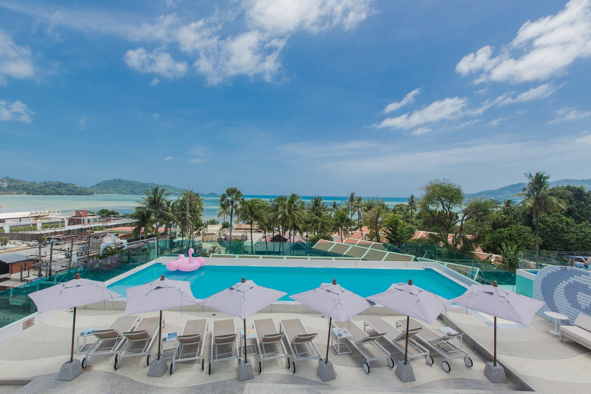 The Bloc Hotel Phuket - Sha Extra Plus Patong Exterior foto